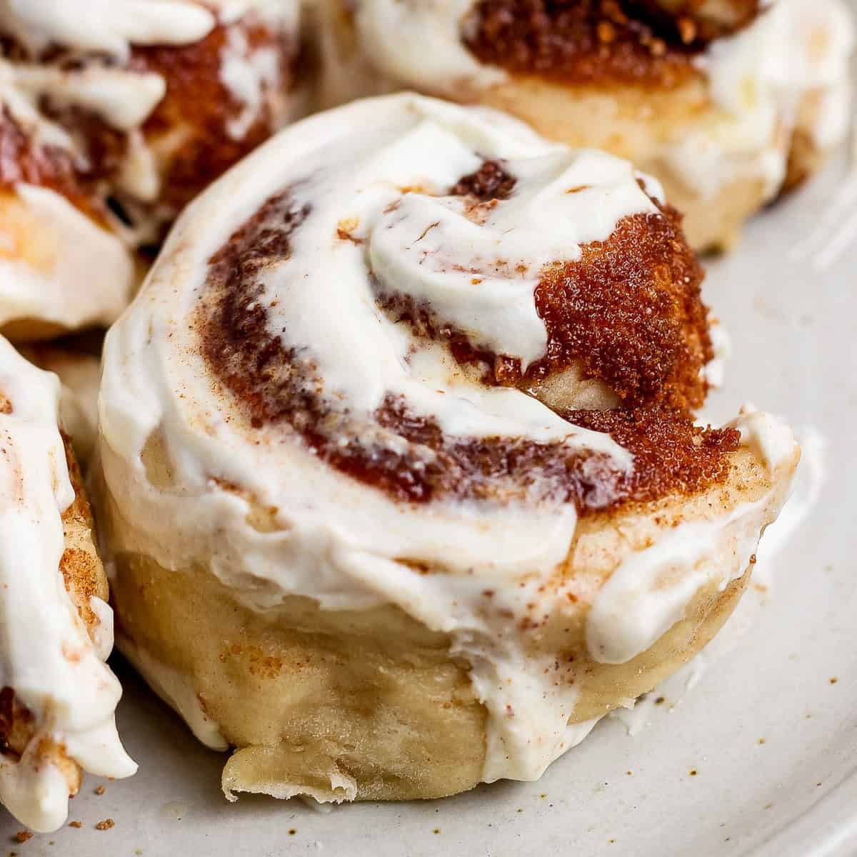 Quick High-Protein Cinnamon Rolls: No Yeast, No Sugar Crash